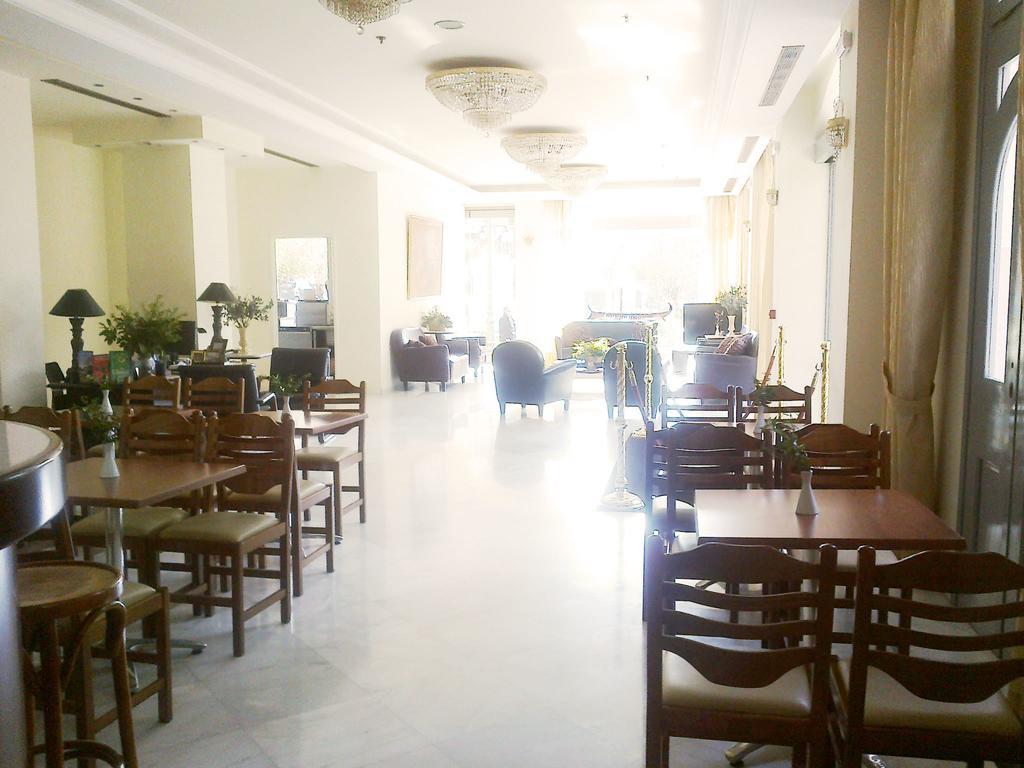 Hotel Rio Атина Екстериор снимка